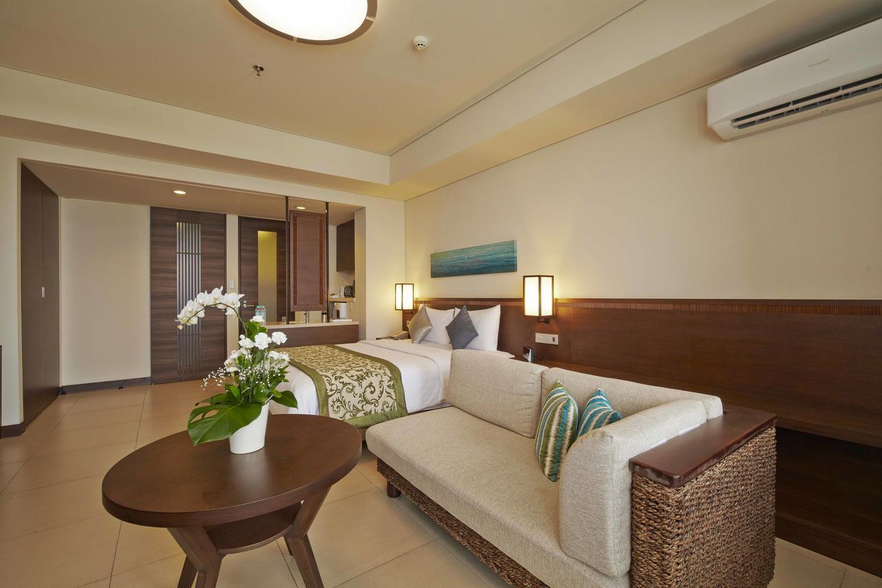 Axia South Cikarang Service Apartment Buitenkant foto